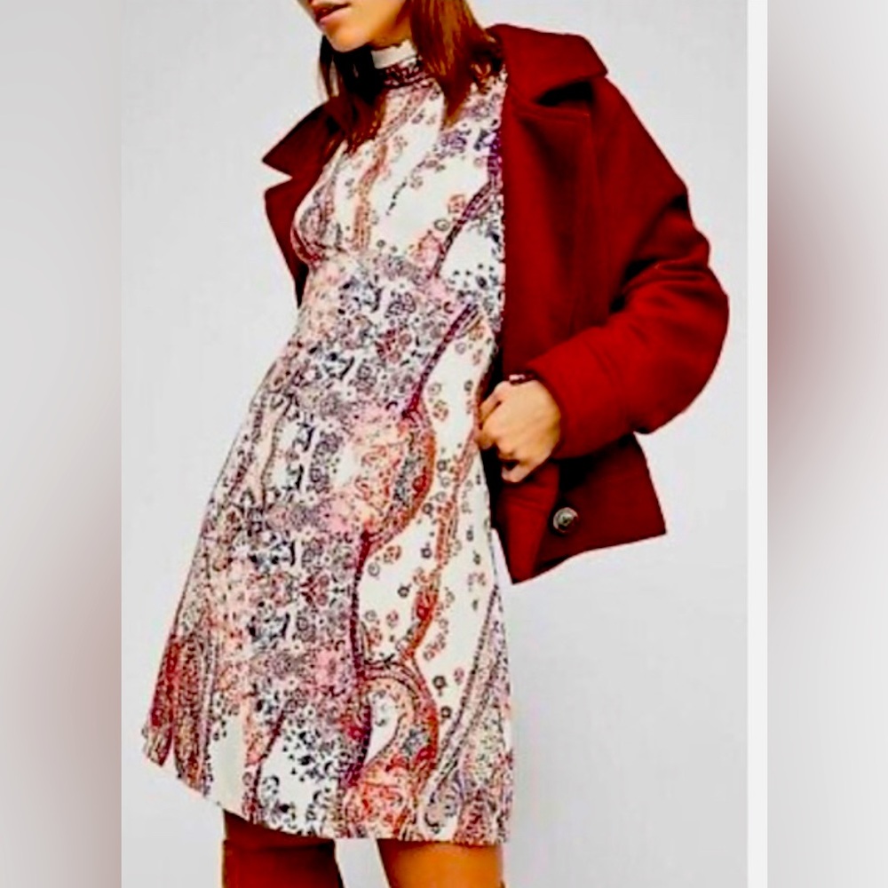 Super cute Free People dress! Size small.